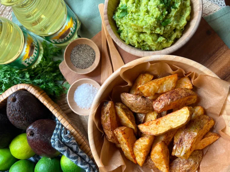 Papas rústicas con guacamole