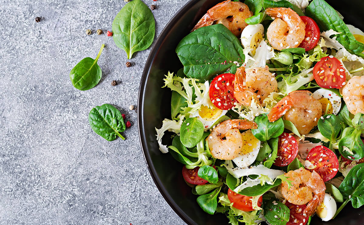 Ensalada de camarones y aceite de oliva Premier